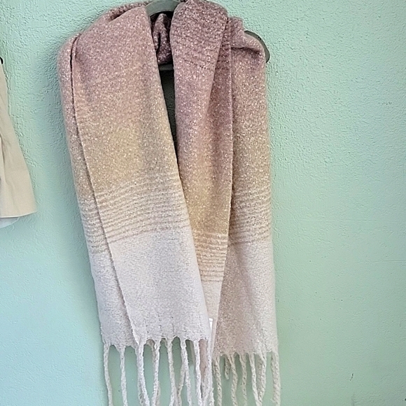 Scarf - Picture 2 of 2